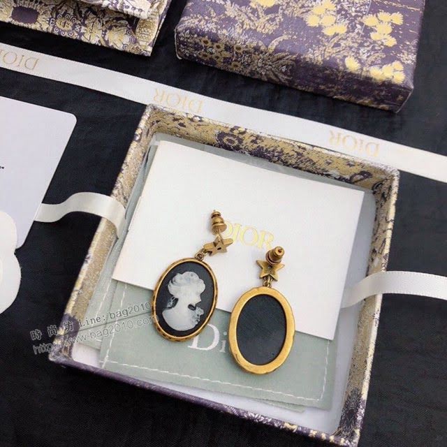 Dior飾品 迪奧經典熱銷款耳釘耳環耳飾  zgd1320